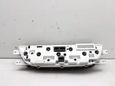 İkinci el araba yedek parçası enstrüman paneli için ssangyong rodius i 2.7 xdi oem iam referansları 8020021100  