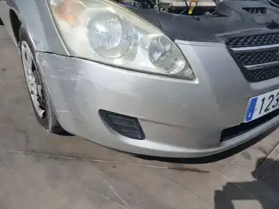 Peça sobressalente para automóvel em segunda mão para choques dianteiro por kia pro cee'd (ed) 1.6 crdi 90 referências oem iam 865111h000  