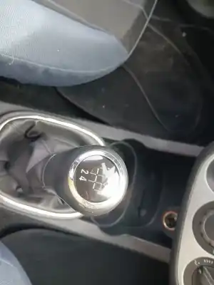 Pezzo di ricambio per auto di seconda mano riduttore per opel corsa d (s07) 1.4 (l08, l68) riferimenti oem iam 55565177  