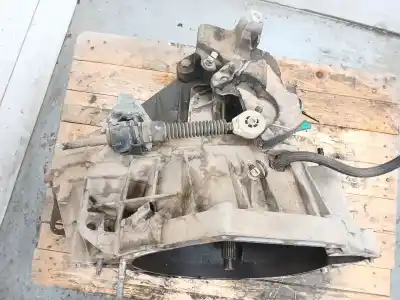 Second-hand car spare part gearbox for renault megane iii fastback (bz0/1_, b3_) 1.5 dci oem iam references tl4a045  