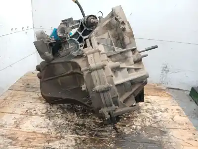 Second-hand car spare part gearbox for renault megane iii fastback (bz0/1_, b3_) 1.5 dci oem iam references tl4a045  