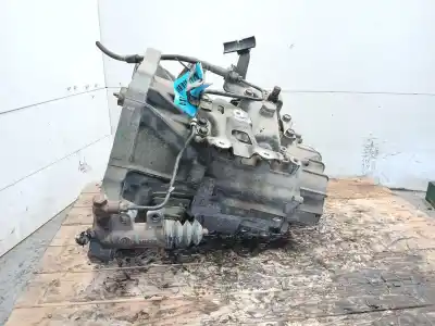 Автозапчасти б/у коробка передач за toyota yaris (ncp1/nlp1/scp1) 1.4 d-4d linea luna ссылки oem iam p050902729  