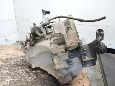 Автозапчасти б/у коробка передач за toyota yaris (ncp1/nlp1/scp1) 1.4 d-4d linea luna ссылки oem iam p050902729  