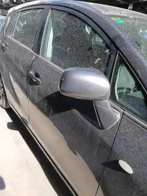 Tweedehands auto-onderdeel rechts voordeur voor toyota verso (_r2_) 2.0 d-4d (aur20_) oem iam-referenties 670010f020