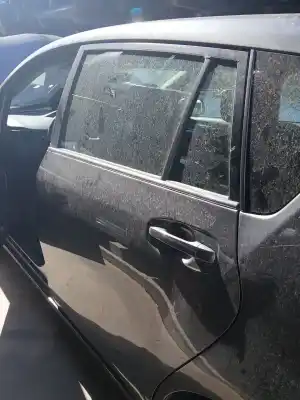 Tweedehands auto-onderdeel deur links achter voor toyota verso (_r2_) 2.0 d-4d (aur20_) oem iam-referenties 670040f020