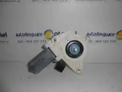 Pièce détachée automobile d'occasion moteur lève vitre avant droit pour mercedes-benz clase a (w169) a 180 cdi a-edition références oem iam a1698204442
