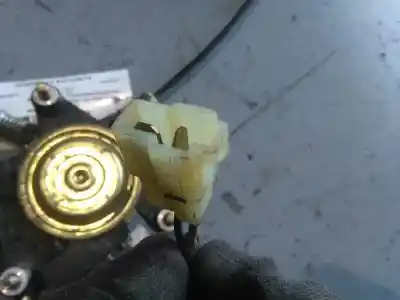 Second-hand car spare part passenger side right window regulator for kia sephia ll 1.5 cat oem iam references  2 pins 