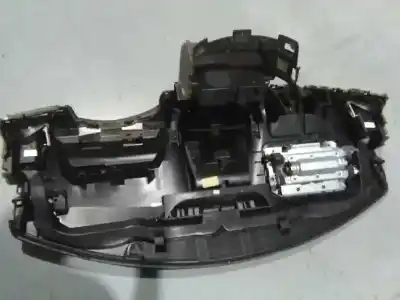 Peça sobressalente para automóvel em segunda mão tablier por renault clio iii emotion referências oem iam   