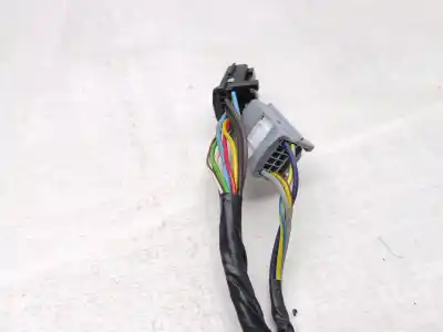 Автозапчасти б/у задний вид справа за renault megane iv fastback (b9a/m/n_) 1.3 tce 140 (b9nb) ссылки oem iam 30087811  