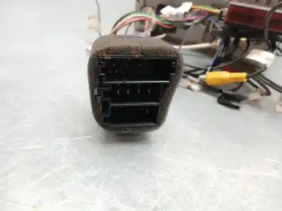 Peça sobressalente para automóvel em segunda mão sistema de áudio / rádio cd por audi a4 b6 (8e2) 2.0 referências oem iam 51895009340  