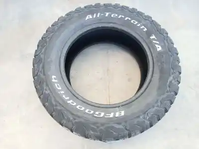 Peça sobressalente para automóvel em segunda mão pneu por nissan pathfinder iii (r51) 2.5 dci 4wd referências oem iam 255-65-17 114/110s