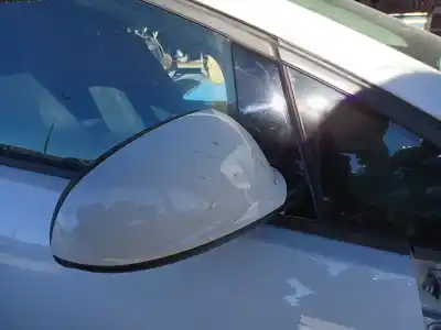 Автозапчастина б/у правий задний огляд для opel astra j gtc 1.4 (08) посилання на oem iam 13352092  