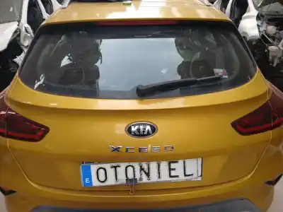 Автозапчастина б/у загальні двері для kia xceed (cd) 1.4 t-gdi посилання на oem iam 73700j7800  