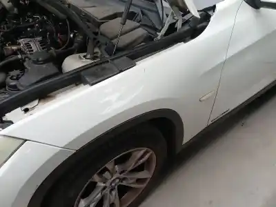 Peça sobressalente para automóvel em segunda mão Guarda-lamas Dianteiro Esquerdo por BMW X1 (E84) SDRIVE 18 D Referências OEM IAM 41002993155  