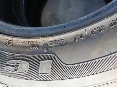 Peça sobressalente para automóvel em segunda mão pneu por bmw x3 (e83) xdrive 20 d referências oem iam 235-55-17 103v imperial 2023 