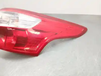 Peça sobressalente para automóvel em segunda mão farolim traseiro direito por ford focus iii turnier 1.6 tdci referências oem iam bm5113404gf  