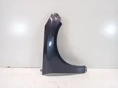 Peça sobressalente para automóvel em segunda mão guarda-lamas dianteiro direito por ford focus iii turnier 1.6 tdci referências oem iam 