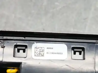 Second-hand car spare part interior light for tesla model 3 (5yj3) ev awd oem iam references 173929399e  