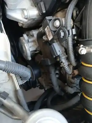 Peça sobressalente para automóvel em segunda mão alternador por peugeot 308 i (4a_, 4c_) 1.6 hdi referências oem iam 