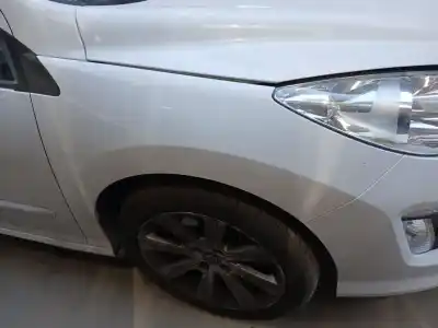 Peça sobressalente para automóvel em segunda mão guarda-lamas dianteiro direito por peugeot 308 i (4a_, 4c_) 1.6 hdi referências oem iam 7841y1