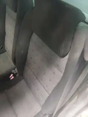 Pezzo di ricambio per auto di seconda mano sedile posteriore sinistro per peugeot 307 break (3e) 2.0 hdi 90 riferimenti oem iam 
