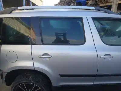 Piesă de schimb auto la mâna a doua usa spate dreapta pentru skoda yeti (5l) 2.0 tdi referințe oem iam 5l0833056