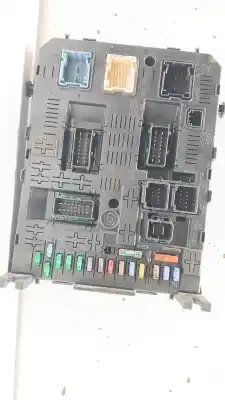 Piesă de schimb auto la mâna a doua UNITATEA DE CONTROL BSI pentru PEUGEOT 308 I (4A_, 4C_) 1.6 16V Referințe OEM IAM 966689578002  
