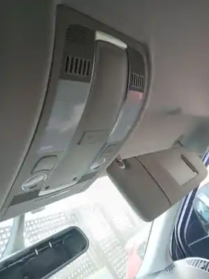 Автозапчасти б/у внутренний свет за audi q7 (4lb) 3.0 tdi quattro ссылки oem iam 