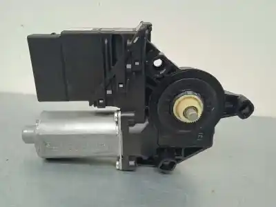 Peça sobressalente para automóvel em segunda mão motor elevador vidro traseiro direito por volkswagen golf vi (5k1) rabbit bluemotion referências oem iam 5k0959704d  