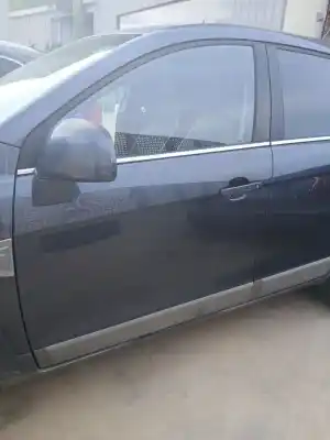 Pièce détachée automobile d'occasion PORTE AVANT GAUCHE pour CHEVROLET CAPTIVA (C100, C140) 2.0 D 4WD Références OEM IAM 42352069  