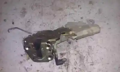 Peça sobressalente para automóvel em segunda mão fechadura da porta dianteira esquerda por nissan micra (k11) alpine (1996) referências oem iam  4 pins 