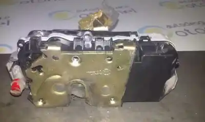 İkinci el araba yedek parçası sol arka kapi kilidi için peugeot 307 (s1) xt oem iam referansları  4 pin 