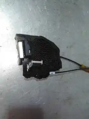 Автозапчасти б/у замок задней правой двери за toyota corolla (e15) 1.4 turbodiesel cat ссылки oem iam a046693