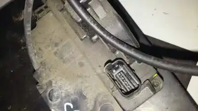 Автозапчастина б/у замок передній праві двері для renault modus fantasy посилання на oem iam  4 pins 