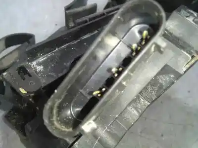 Peça sobressalente para automóvel em segunda mão fechadura da porta dianteira direita por ford focus lim. (cb8) trend referências oem iam bm5aa21812bc 4 pins de riada bm5aa21812bc