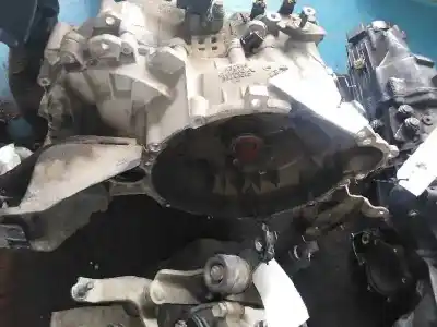 Автозапчастина б/у коробка передач для volvo v40 familiar 2.0 t посилання на oem iam t106979 p30616077 