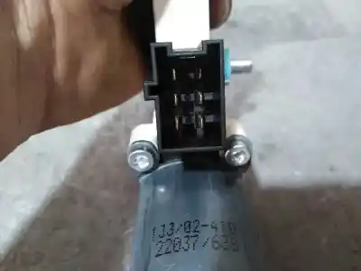 Автозапчастина б/у двиг скла задне ліво для mercedes-benz clase a (w169) 2.0 cdi cat посилання на oem iam a1698204542  6 pin