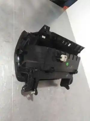 Peça sobressalente para automóvel em segunda mão porta luvas por nissan note acenta referências oem iam 685603vv0a  
