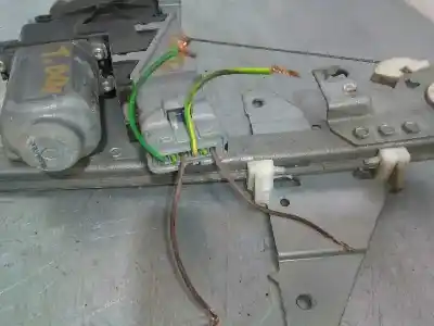 Автозапчасти б/у задний правый стеклорегулятор за peugeot 307 break / sw (s1) sw ссылки oem iam 963848 6 pins 4 cables 