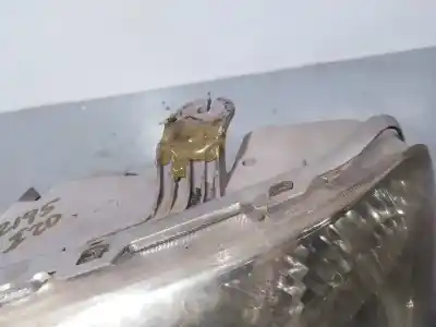 Second-hand car spare part left headlight for kia carnival ii 2.9 cdri ex oem iam references   