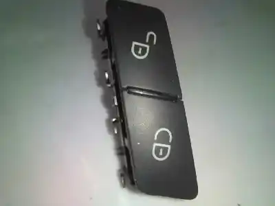 Pièce détachée automobile d'occasion Bouton Interrupteur pour MERCEDES-BENZ CLASE GLA (W156) 2.1 CDI CAT Références OEM IAM A2049058402  