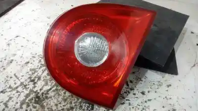 Pièce détachée automobile d'occasion feu arrière droit intérieur pour volkswagen golf v berlina (1k1) 1.9 tdi références oem iam 1k6945094j