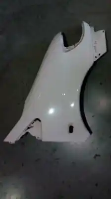 Peça sobressalente para automóvel em segunda mão guarda-lamas dianteiro direito por mercedes-benz vito (w638) combi 110 d euro 2 (638.174) referências oem iam 