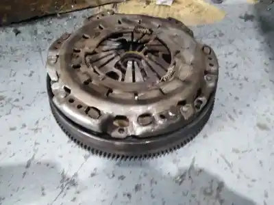 Second-hand car spare part clutch kit for mercedes-benz viano (w639) 2.1 cdi cat oem iam references a0212501201  