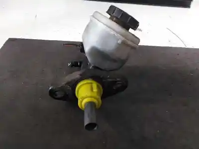 Peça sobressalente para automóvel em segunda mão bomba de travões por toyota auris active referências oem iam 7447892  