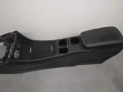 Автозапчасти б/у центральный подлокотник за mercedes-benz clase gla (w156) gla 200 cdi (156.908) ссылки oem iam a1766802000  a1766807400