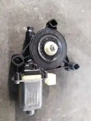 Pezzo di ricambio per auto di seconda mano Motore Alzacristalli Anteriore Sinistro per VOLKSWAGEN TIGUAN (5N1) Advance Riferimenti OEM IAM   