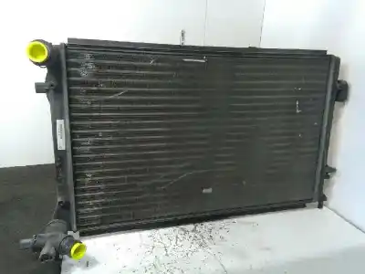 Автозапчасти б/у ВОДЯНОЙ РАДИАТОР за AUDI A3 (8P)  ссылки OEM IAM 1K0121251P 65X40 