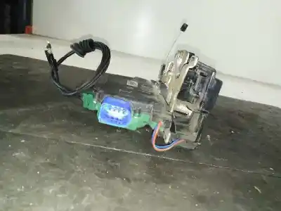 Peça sobressalente para automóvel em segunda mão fechadura da porta dianteira esquerda por seat ibiza iii (6l1) 1.4 16v referências oem iam   8 pin