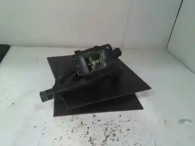 Pezzo di ricambio per auto di seconda mano termostato per peugeot 207/207+ (wa_, wc_) 1.6 hdi riferimenti oem iam 9670253780  